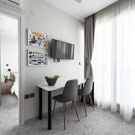 Апартаменти The Skysphere, Nilie Hospitality Mgmt *